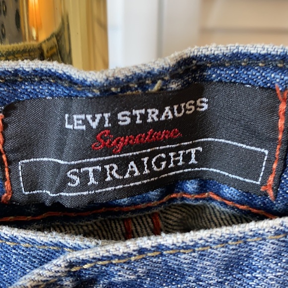 Levi Strauss Jeans. - Picture 2 of 10